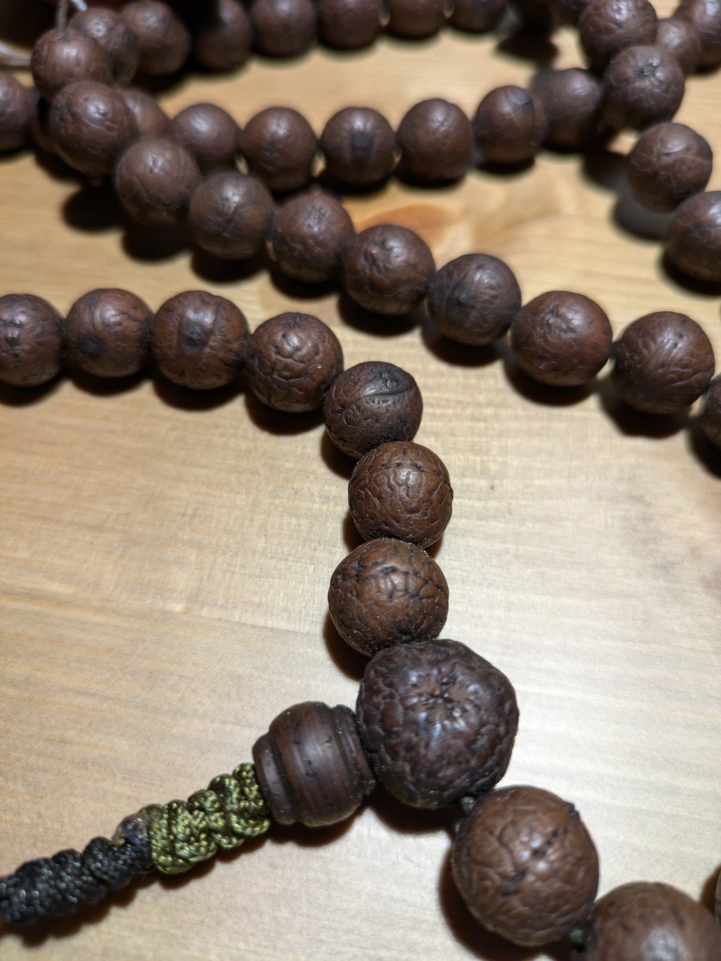 Dark Color Bodhi Seeds Mala