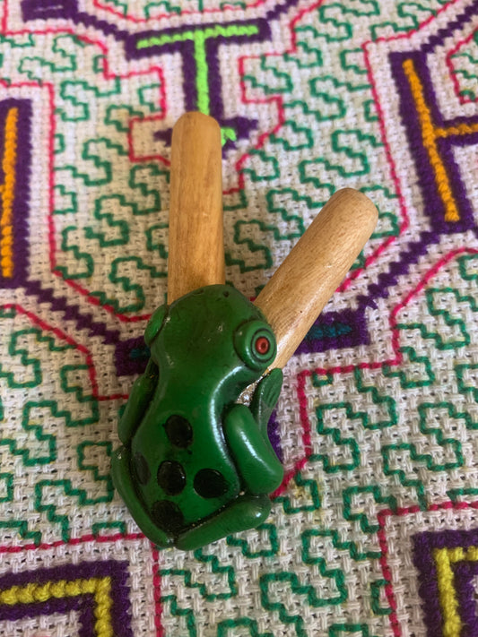 Frog Kuripe Palo Santo